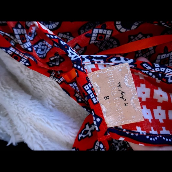 Red printed romper. Size 8 fits m-l. Perfect condition, never worn - Picture 3 of 3